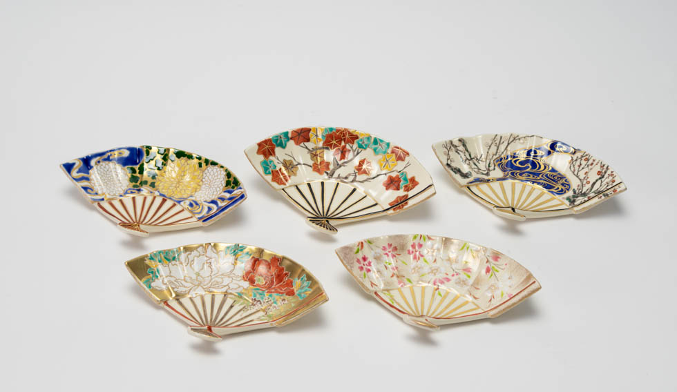 清水焼 琳派扇子型 重ね小皿 – 京都・新時代の工芸